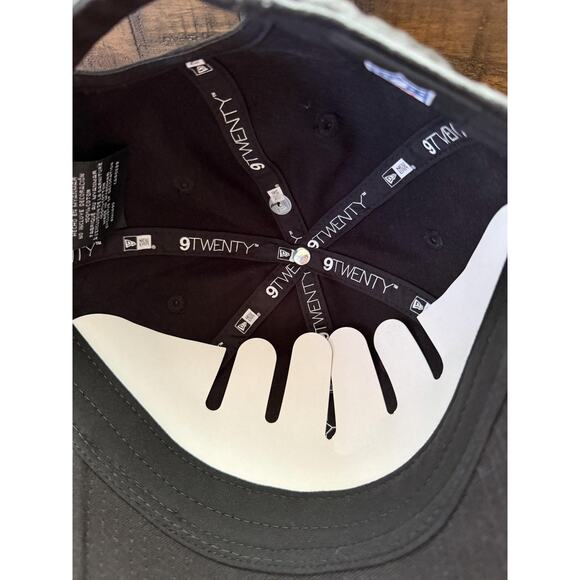 Las Vegas Raiders Hat Cap Strap Back Mens Black NFL Football New Era 9TWENTY - Picture 6 of 8